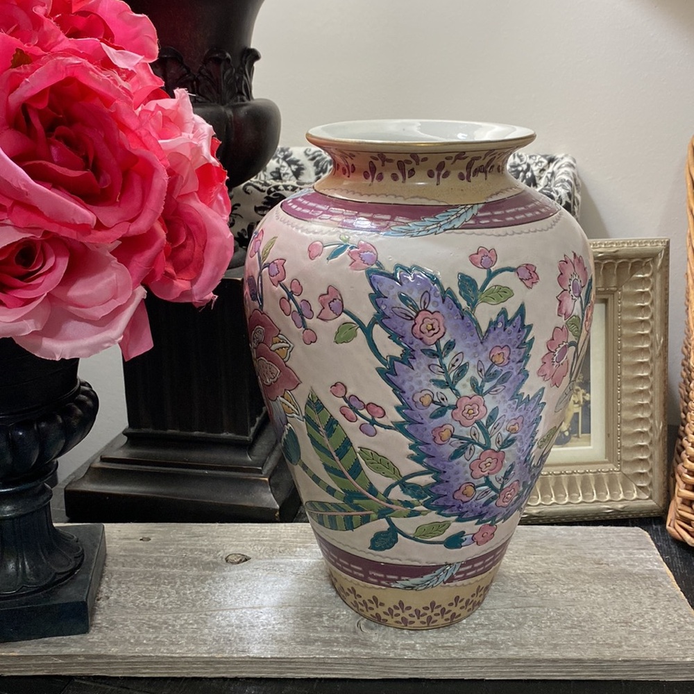 Vintage 1970’s-1980’s Toyo Bainbridge Collection Vase! - Picture 2 of 5